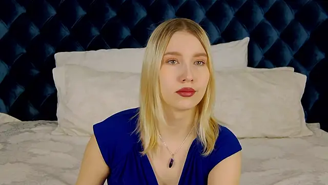 LiliLinn online show from 01.18.25