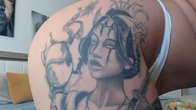 LaylaCruzRose online show from 01.24.25