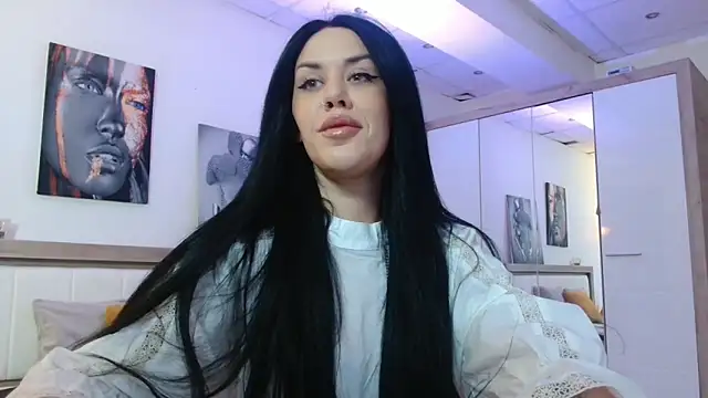 LaylaCruzRose online show from 02.08.25