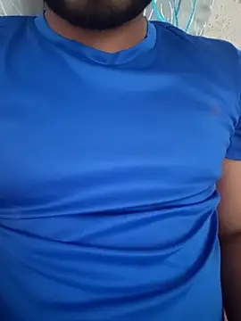 Snapshot of wildboy_simon chatting on 12.06.24 wildboy simon online show from 12.06.24