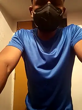 Snapshot of wildboy_simon chatting on 12.27.24 wildboy simon online show from 12.27.24