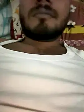 Snapshot of wildboy_simon chatting on 10.27.25 wildboy simon online show from 10.27.25