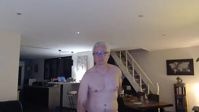 Snapshot of Goduleur69 chatting on 10.10.25 Goduleur69 online show from 10.10.25