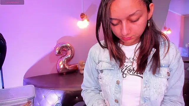 katy sweet19 online show from 09.22.25