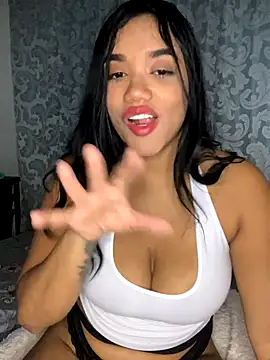 ElaEndez  online show from 12.20.25