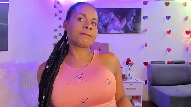 Camille rose  online show from 02.25.25