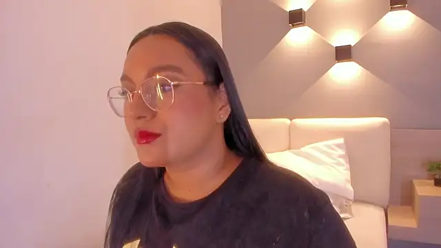 ellamontoya online show from 09.24.25