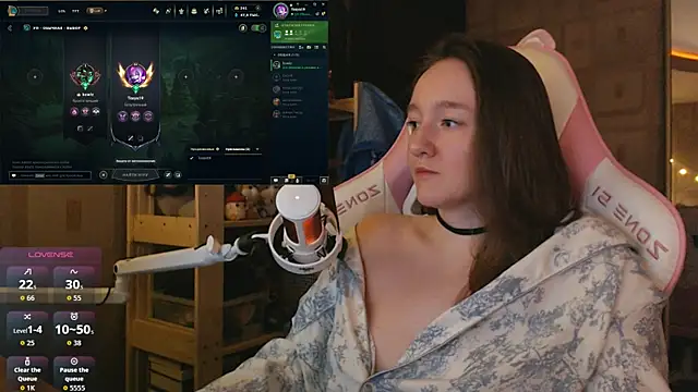 MoonlishSiren online show from 07.13.26