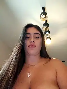 Snapshot of Freyja300 chatting on 09.27.25 Freyja300 online show from 09.27.25