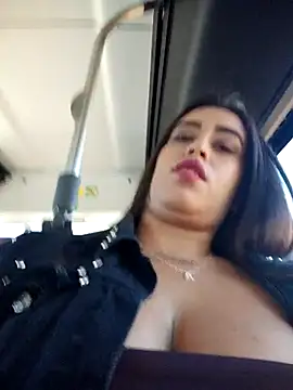 Snapshot of Freyja300 chatting on 10.27.25 Freyja300 online show from 10.27.25