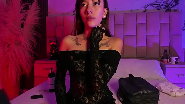 Snapshot of MelodyBliss chatting on 02.15.26 MelodyBliss online show from 02.15.26