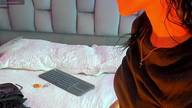 Snapshot of MelodyBliss chatting on 02.24.26 MelodyBliss online show from 02.24.26