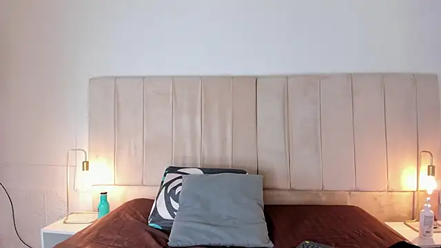 Snapshot of lia_sofiia chatting on 09.21.25 lia sofiia online show from 09.21.25