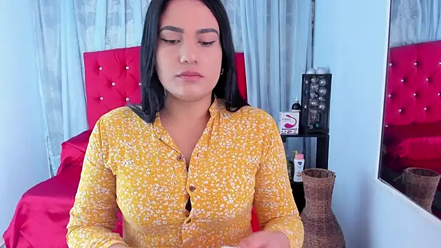 Cumming Tiffani online show from 02.03.25