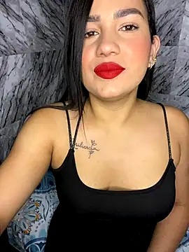 Cumming Tiffani online show from 10.24.25