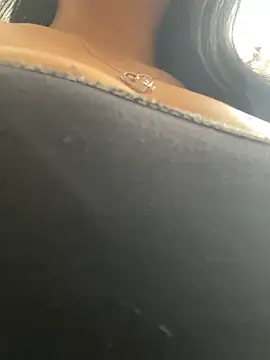 Snapshot of emma__cute__ chatting on 10.18.25 emma cute online show from 10.18.25