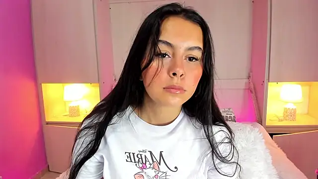 Snapshot of valerymeyerr chatting on 01.05.25 valerymeyerr online show from 01.05.25
