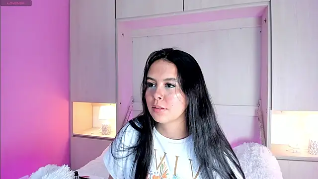 Snapshot of valerymeyerr chatting on 01.19.25 valerymeyerr online show from 01.19.25