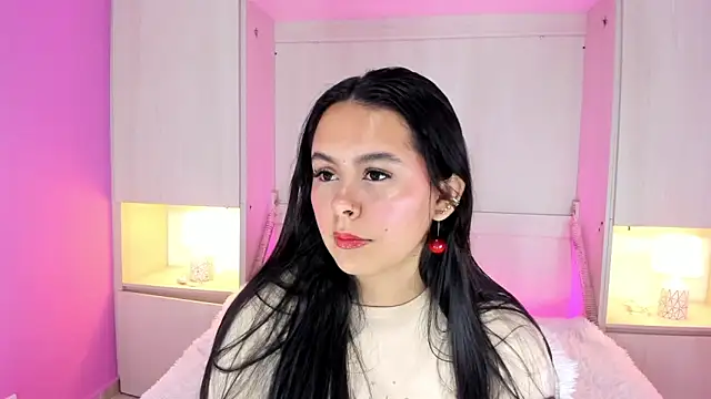 Snapshot of valerymeyerr chatting on 02.08.25 valerymeyerr online show from 02.08.25
