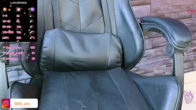 Lilith Zen online show from 02.05.25