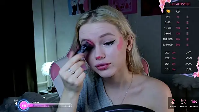 Snapshot of LexieLoree chatting on 01.11.25 LexieLoree online show from 01.11.25
