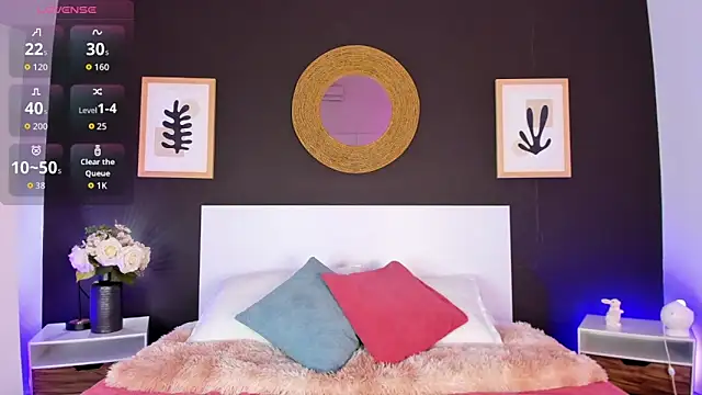 VioletPaket online show from 04.07.26