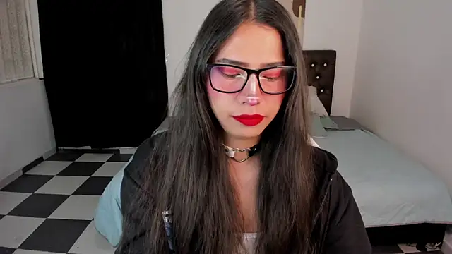 paula kawaiifu  online show from 12.08.24