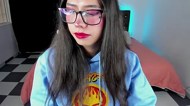 paula kawaiifu  online show from 02.25.25