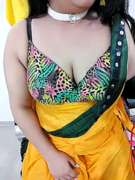 SHUBHI880 online show from 02.19.25