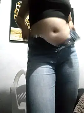 dulccemaria24 online show from 04.21.26