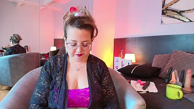 MartinaCaycedo online show from 02.25.25