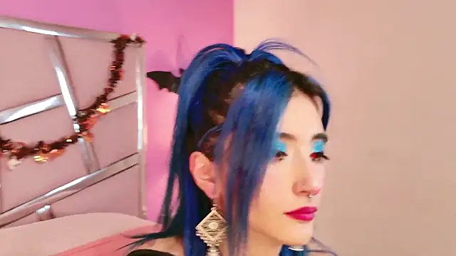 Lunapage online show from 10.17.25