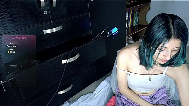 Camila---torres online show from 10.05.25