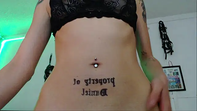 Eloise-brown online show from 01.17.25