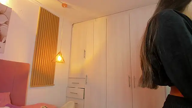 Snapshot of mia_nevaeh chatting on 09.13.25 mia nevaeh online show from 09.13.25