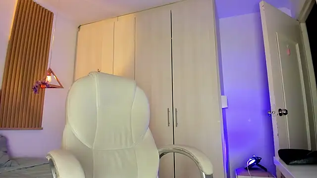 mia nevaeh online show from 03.12.26