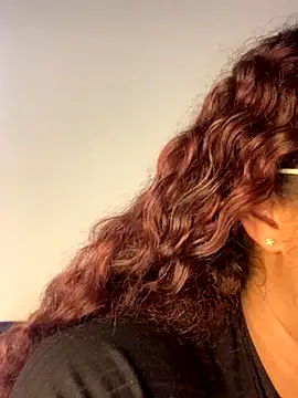 Snapshot of antonella_19x chatting on 12.02.24 antonella 19x online show from 12.02.24