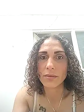 Corina hot online show from 03.14.25