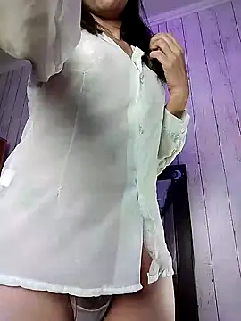 Snapshot of MaryannG chatting on 03.14.25 MaryannG online show from 03.14.25