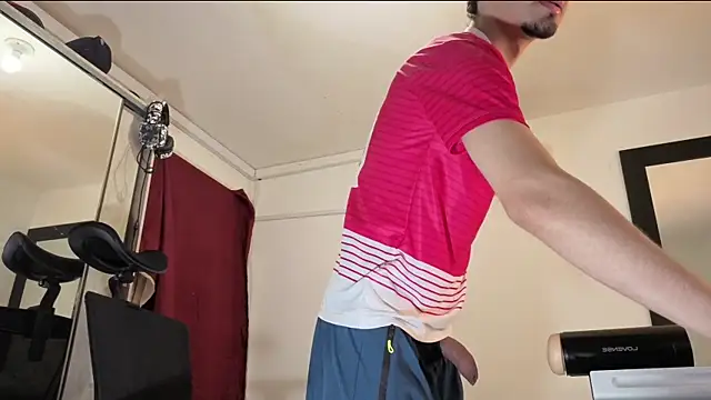 Snapshot of badanyboy chatting on 01.19.26 badanyboy online show from 01.19.26