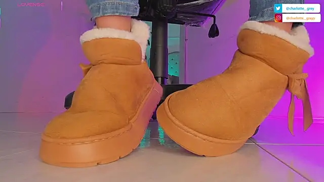 charlotte  grey online show from 09.30.25