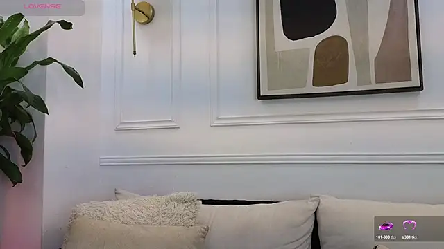 Mia thompson 19 online show from 02.24.26