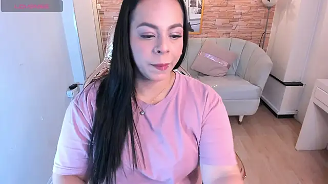 Snapshot of jimena_1b chatting on 01.25.25 jimena 1b online show from 01.25.25