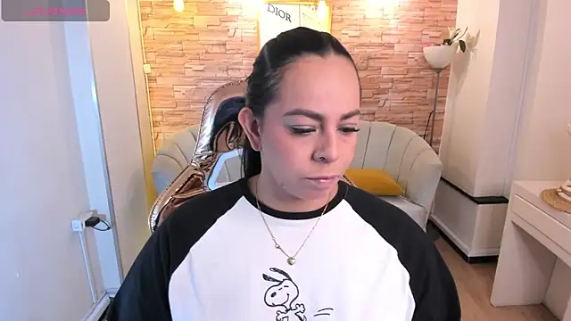 Snapshot of jimena_1b chatting on 03.07.25 jimena 1b online show from 03.07.25
