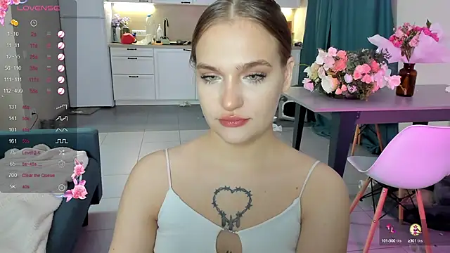 CarolineLovers online show from 12.02.24