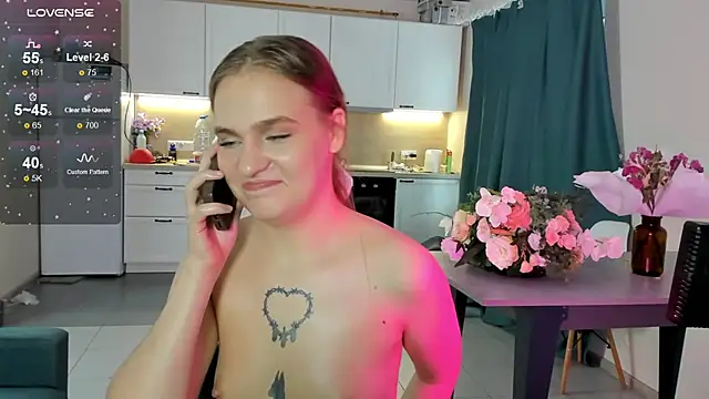 CarolineLovers online show from 12.05.24