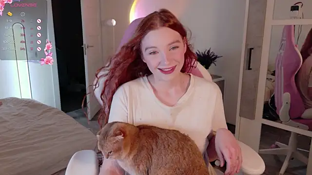 cinnabon girls online show from 10.25.25