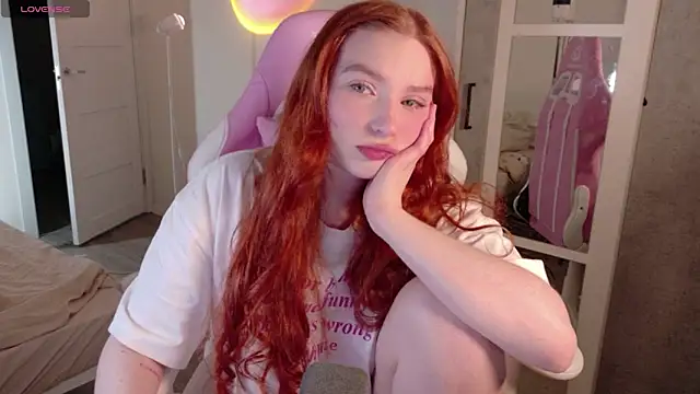 cinnabon girls online show from 11.22.25