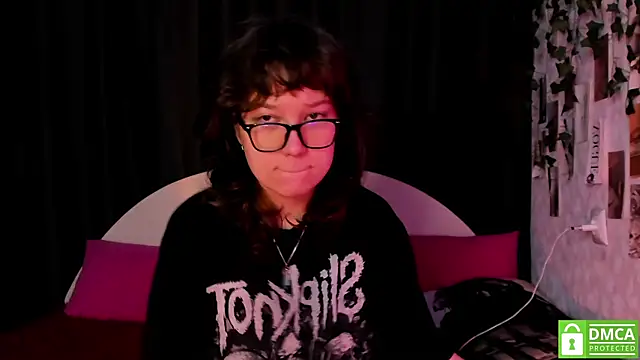 dreamgirllovee online show from 10.12.25