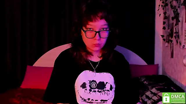 dreamgirllovee online show from 10.17.25